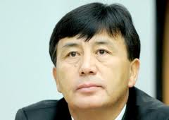 В Киргизии снят с должности министр культуры и туризма Джунусов 