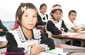 Школьники Киргизии хотят учиться по-русски. Как в киргизской глубинке читают «Онегина» в оригинале
