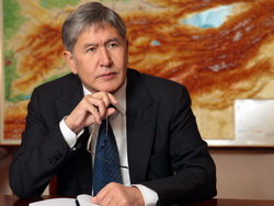 Алмазбек Атамбаев: Кыргызстан принял твердое решение вступить в Таможенный союз
