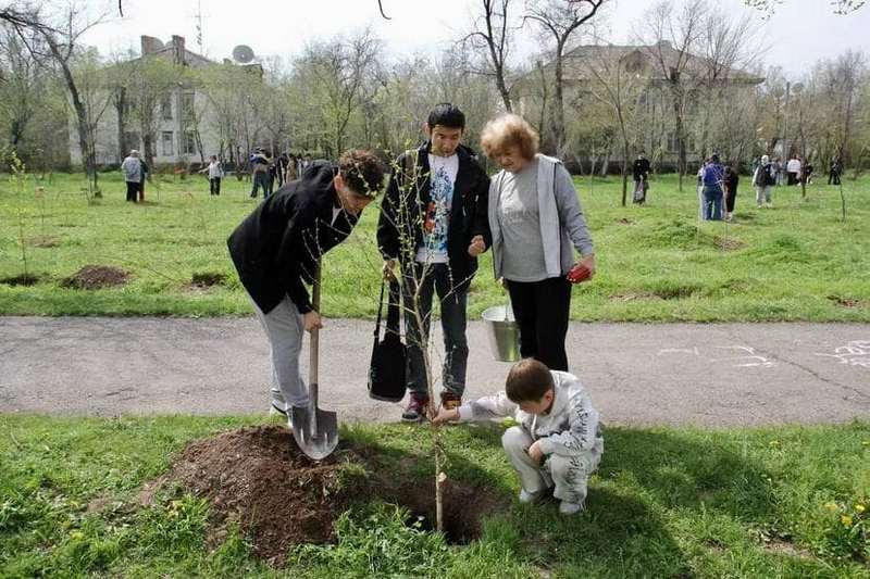 Акция «Сад памяти» прошла в Кыргызстане